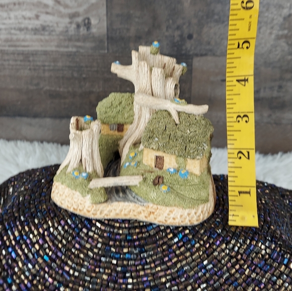 Robin Hood's Hideaway 1986 by David Winter - Picture 13 of 13